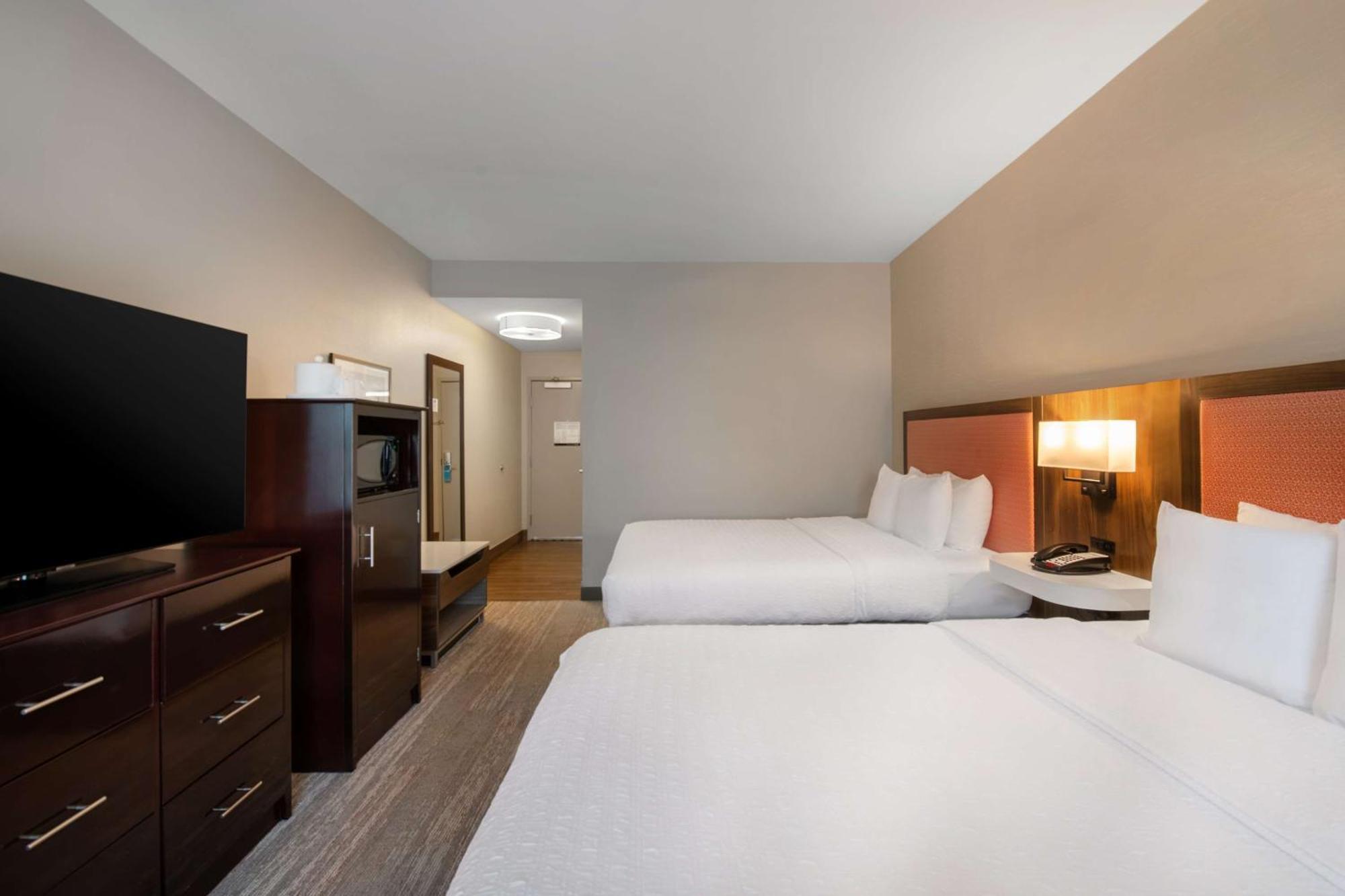 Hampton Inn & Suites Harvey Εξωτερικό φωτογραφία